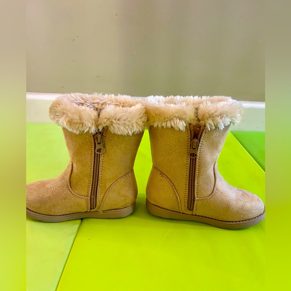 Cat & Jack size 10 little kid/toddler boots